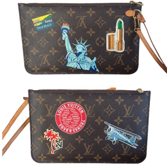 LOUIS VUITTON WORLD TOUR POUCHETTE ZIP CLOSURE WRISTLET